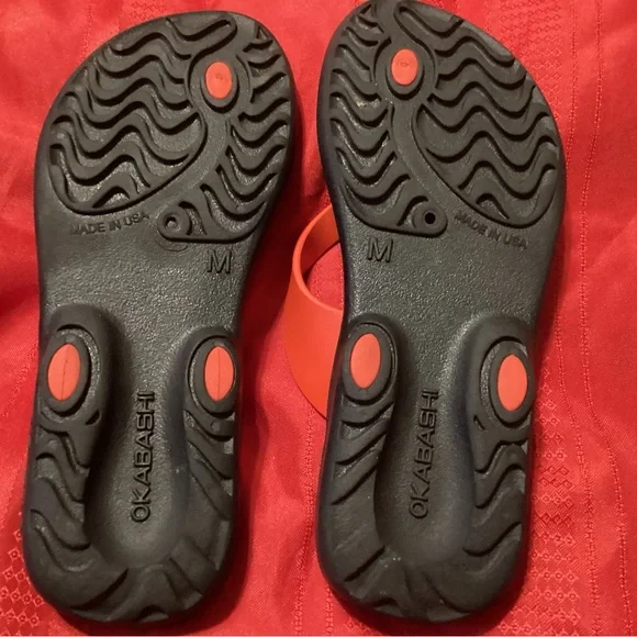 Okabashi Maui red/black M 6.5/7.5 flip flop sandals very good pre-worn - Picture 3 of 4